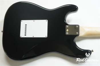 BST-1M Black